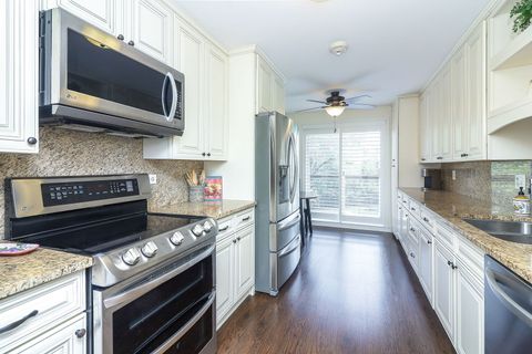 Tiny photo for 501 Lake Hinsdale Drive #307, Willowbrook, IL 60527 (MLS # 12443261)