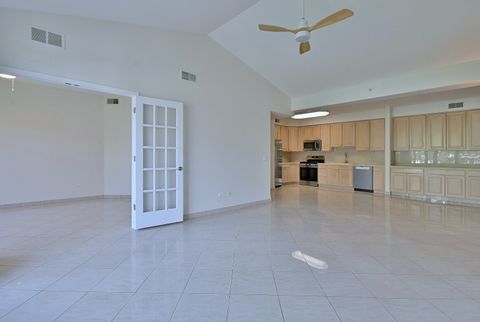 Tiny photo for 1745 Pavilion Way #502, Park Ridge, IL 60068 (MLS # 12493551)