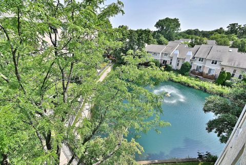 Tiny photo for 1745 Pavilion Way #502, Park Ridge, IL 60068 (MLS # 12493551)