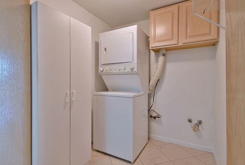 Tiny photo for 1745 Pavilion Way #502, Park Ridge, IL 60068 (MLS # 12493551)