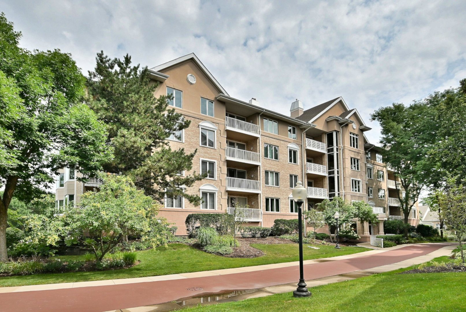 1745 Pavilion Way 502