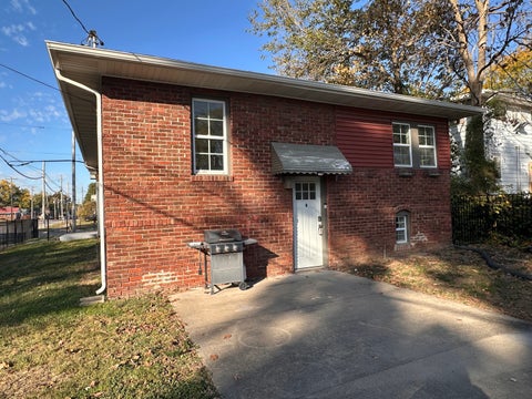 Tiny photo for 116 Mcfall Street, Benton, IL 62812 (MLS # 12797435)