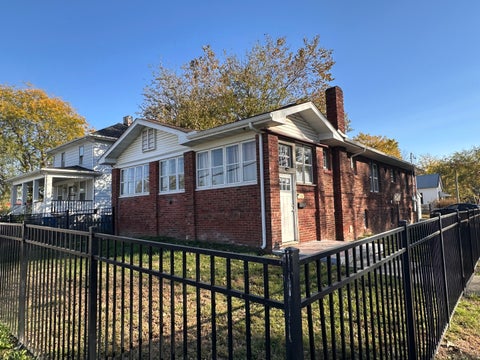 Photo of 116 Mcfall Street, Benton, IL 62812 (MLS # 12797435)