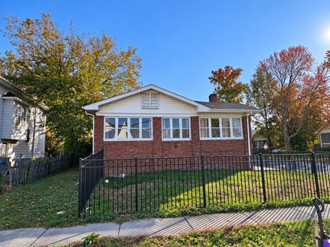 Tiny photo for 116 Mcfall Street, Benton, IL 62812 (MLS # 12797435)