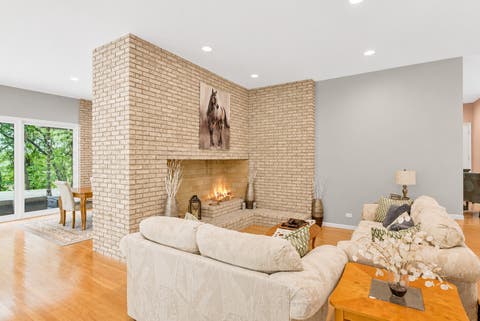 Tiny photo for 4 Far Hills Road, Barrington Hills, IL 60010 (MLS # 12711200)