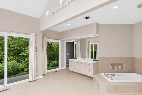 Tiny photo for 4 Far Hills Road, Barrington Hills, IL 60010 (MLS # 12711200)