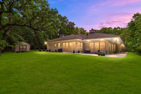 Tiny photo for 4 Far Hills Road, Barrington Hills, IL 60010 (MLS # 12711200)