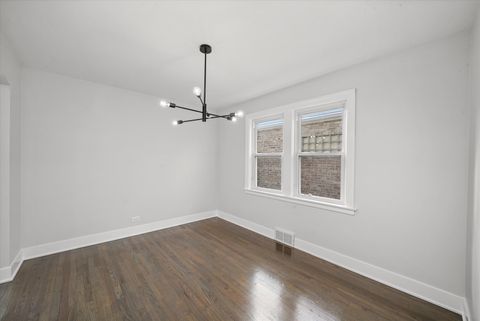 Tiny photo for 4840 W Waveland Avenue, Chicago, IL 60641 (MLS # 12548737)