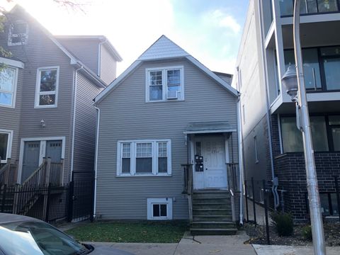 2907 W Lyndale Street 2R Chicago IL 60647