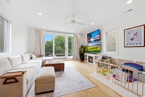 Tiny photo for 611 N Noble Street #3, Chicago, IL 60642 (MLS # 12761207)