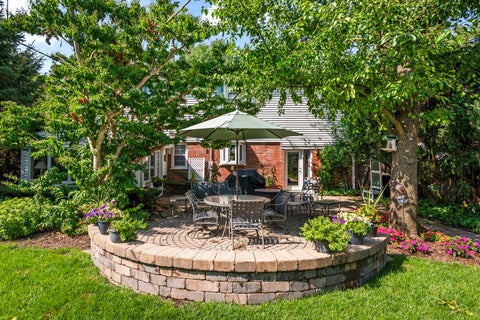 Tiny photo for 1101 E Mayfair Road, Arlington Heights, IL 60004 (MLS # 12719112)