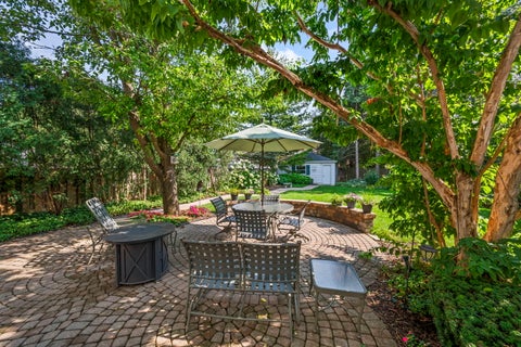 Tiny photo for 1101 E Mayfair Road, Arlington Heights, IL 60004 (MLS # 12719112)