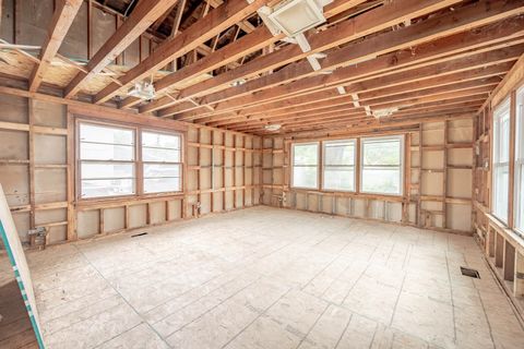 Tiny photo for 1531 Beach Avenue, La Grange Park, IL 60526 (MLS # 12613316)