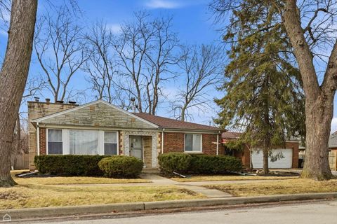 Tiny photo for 6310 N La Crosse Avenue, Chicago, IL 60646 (MLS # 12693573)