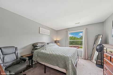 Tiny photo for 1569 Raymond Drive #201, Naperville, IL 60563 (MLS # 12434333)