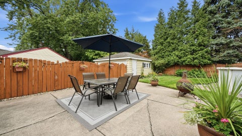 Tiny photo for 5325 Franklin Avenue, Oak Lawn, IL 60453 (MLS # 12745368)