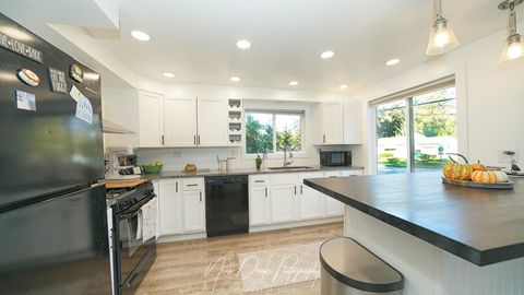 Tiny photo for 34966 N Forest Avenue, Ingleside, IL 60041 (MLS # 12506099)