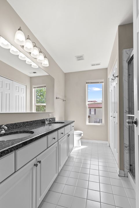 Tiny photo for 531 Hillcrest Drive, Bolingbrook, IL 60440 (MLS # 12503083)