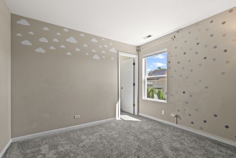 Tiny photo for 531 Hillcrest Drive, Bolingbrook, IL 60440 (MLS # 12503083)