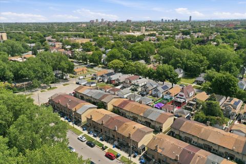Tiny photo for 1140 E 81st Street #F, Chicago, IL 60619 (MLS # 12619404)