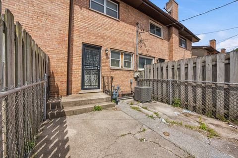 Tiny photo for 1140 E 81st Street #F, Chicago, IL 60619 (MLS # 12619404)