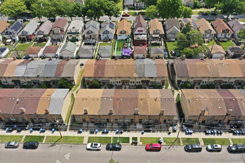 Tiny photo for 1140 E 81st Street #F, Chicago, IL 60619 (MLS # 12619404)
