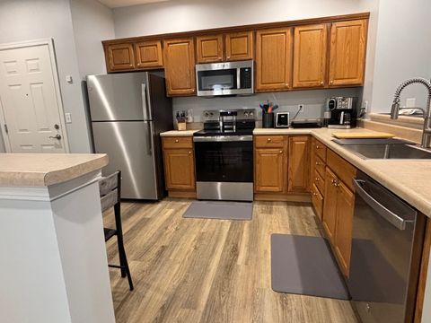 Tiny photo for 3792 Thornhill Circle #3792, Champaign, IL 61822 (MLS # 12629095)