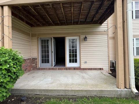 Tiny photo for 3792 Thornhill Circle #3792, Champaign, IL 61822 (MLS # 12629095)