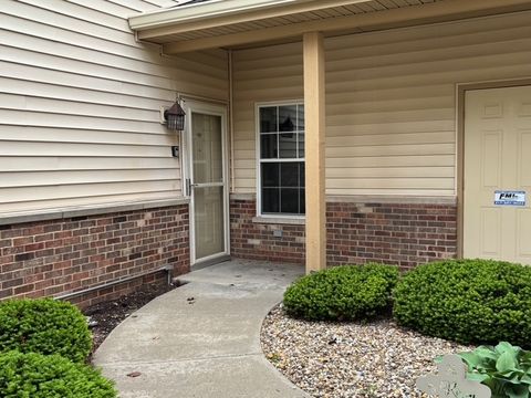 Tiny photo for 3792 Thornhill Circle #3792, Champaign, IL 61822 (MLS # 12629095)