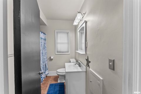 Tiny photo for 2434 29TH Street, Moline, IL 61265 (MLS # QC4269754)