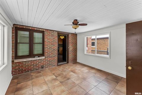 Tiny photo for 2434 29TH Street, Moline, IL 61265 (MLS # QC4269754)