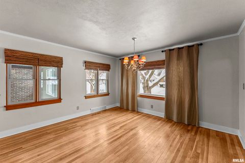 Tiny photo for 2434 29TH Street, Moline, IL 61265 (MLS # QC4269754)