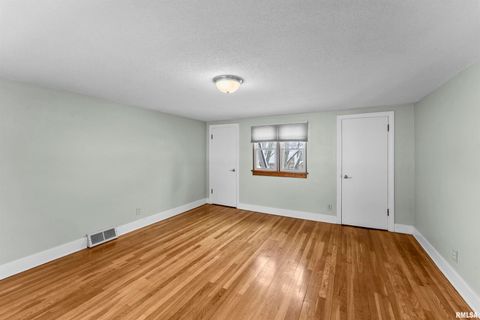 Tiny photo for 2434 29TH Street, Moline, IL 61265 (MLS # QC4269754)