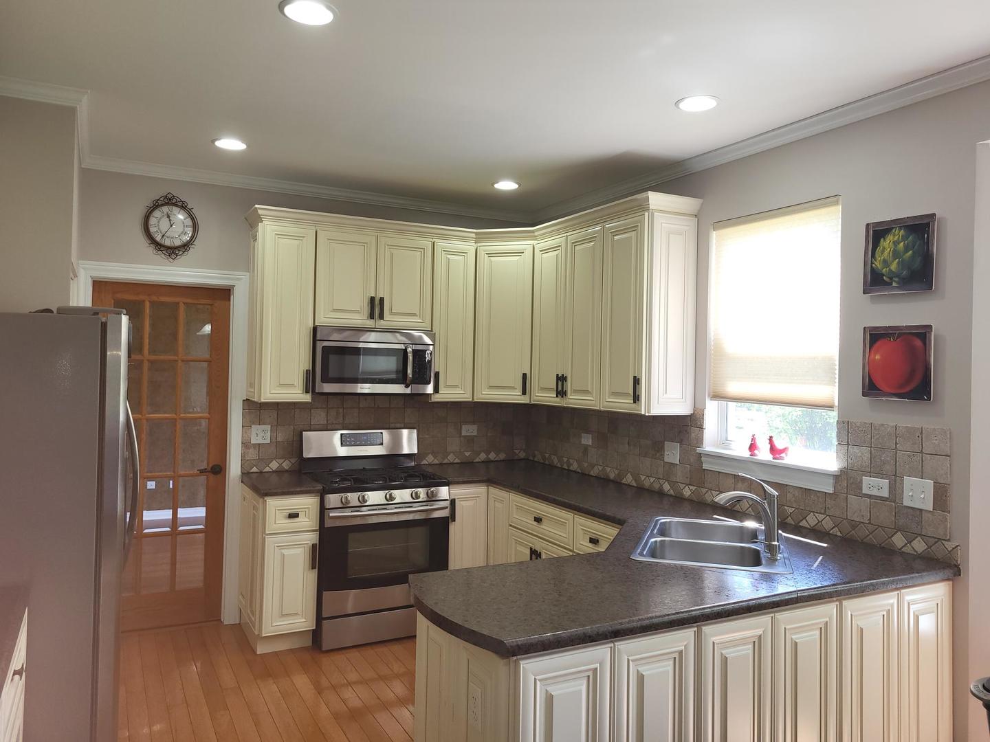 7426 Prairieside Drive