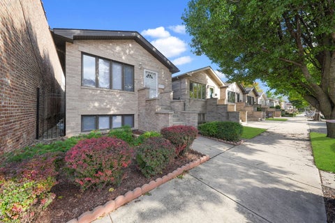 Tiny photo for 4177 S Emerald Avenue, Chicago, IL 60609 (MLS # 12765717)