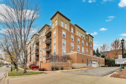 Photo of 190 W Johnson Street #303, Palatine, IL 60067 (MLS # 12513491)