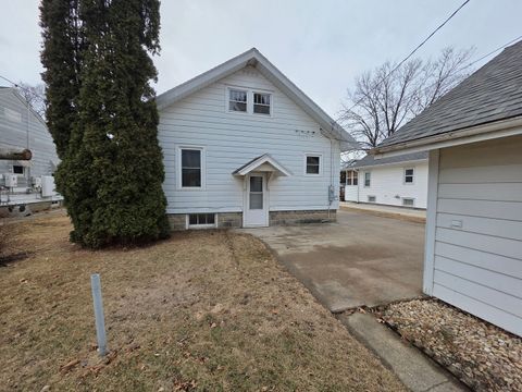 Tiny photo for 312 E 11th Street, Sterling, IL 61081 (MLS # 12570561)