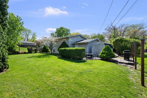Tiny photo for 1511 Parklane Drive, Bettendorf, IA 52722 (MLS # 12630906)