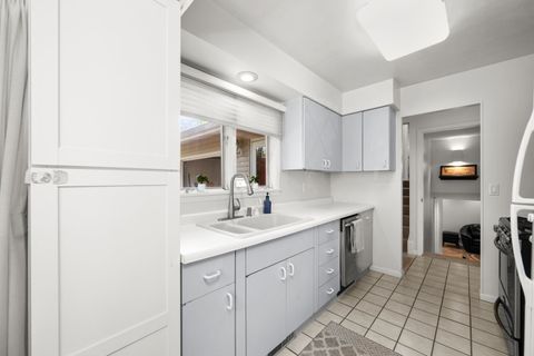 Tiny photo for 1511 Parklane Drive, Bettendorf, IA 52722 (MLS # 12630906)