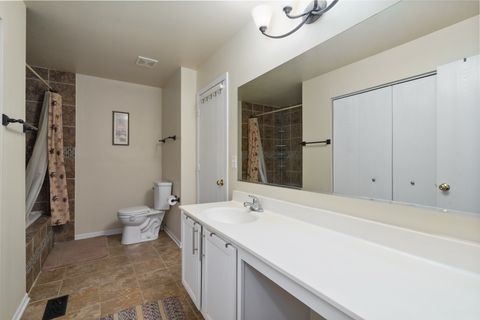 Tiny photo for 420 N Maggie Lane, Romeoville, IL 60446 (MLS # 12130692)