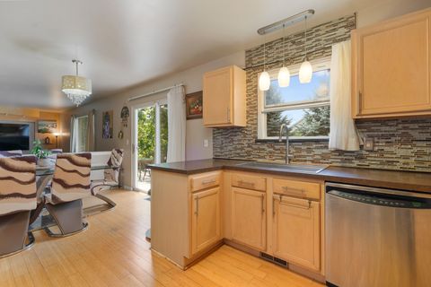 Tiny photo for 420 N Maggie Lane, Romeoville, IL 60446 (MLS # 12130692)