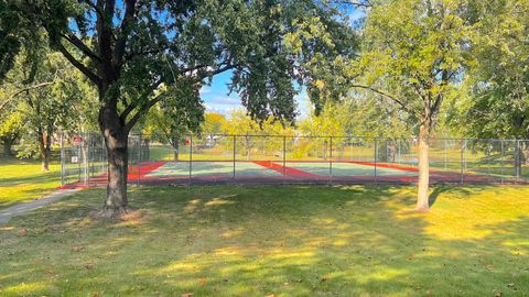 Tiny photo for 521 73rd Street #105, Downers Grove, IL 60516 (MLS # 12489486)