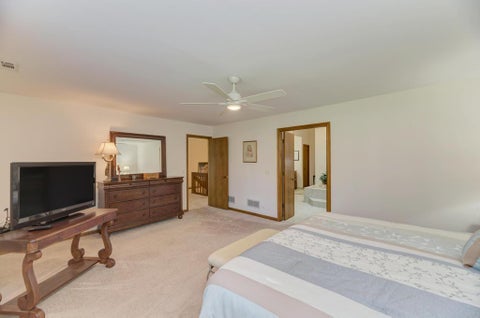 Tiny photo for 81 Country Club Drive, Bloomingdale, IL 60108 (MLS # 12583404)