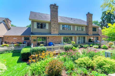 Tiny photo for 81 Country Club Drive, Bloomingdale, IL 60108 (MLS # 12583404)