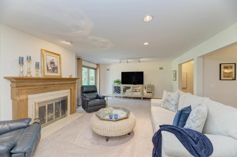 Tiny photo for 81 Country Club Drive, Bloomingdale, IL 60108 (MLS # 12583404)