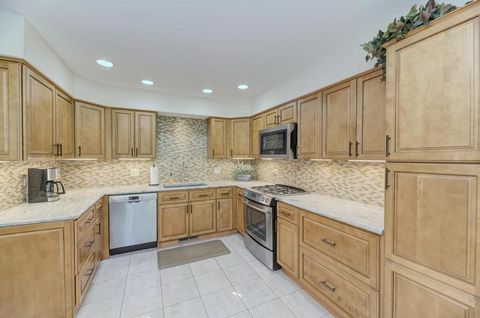 Tiny photo for 81 Country Club Drive, Bloomingdale, IL 60108 (MLS # 12583404)