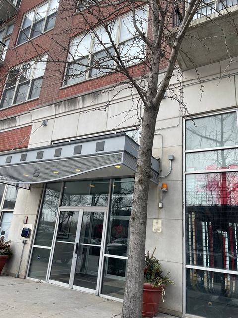 6 S Laflin Street 716 Chicago IL 60607