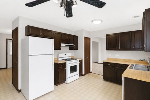 Tiny photo for 107 S Elroy Avenue, Bartlett, IL 60103 (MLS # 12742596)