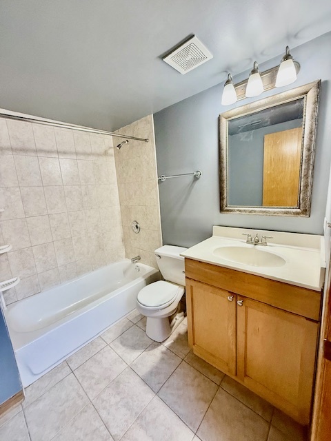 3246 W Warren Boulevard 2