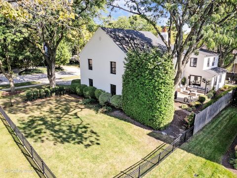 Tiny photo for 805 S Adams Street, Hinsdale, IL 60521 (MLS # 12620633)